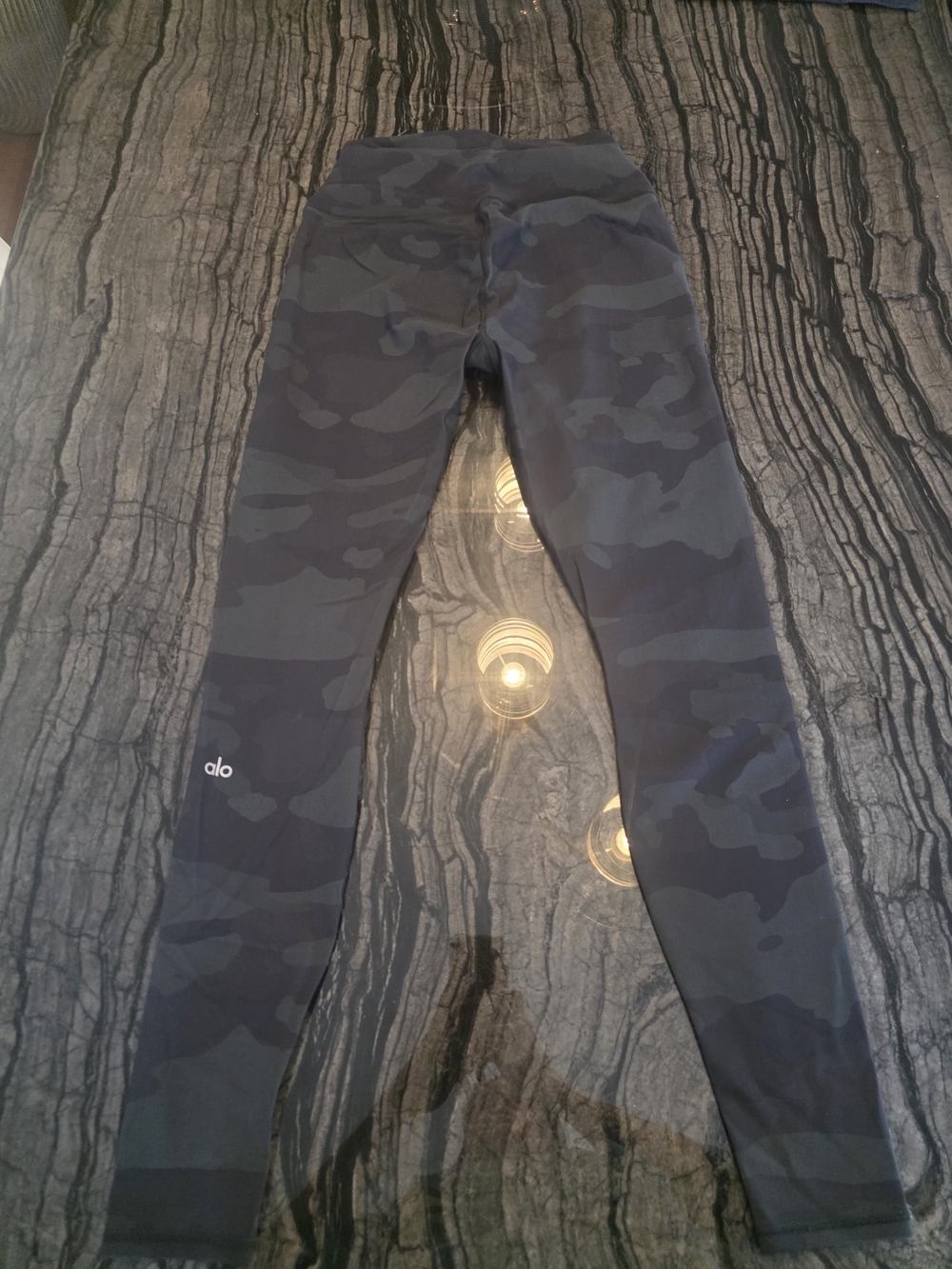 Alo Yoga Vapor Camo Leggings - Black/Charcoal Medium 28" Pristine Condition